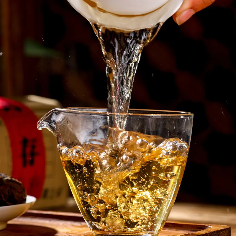 Белый чай из Юньнани «Лунчжу» 8 г в упаковке 250 г (4)