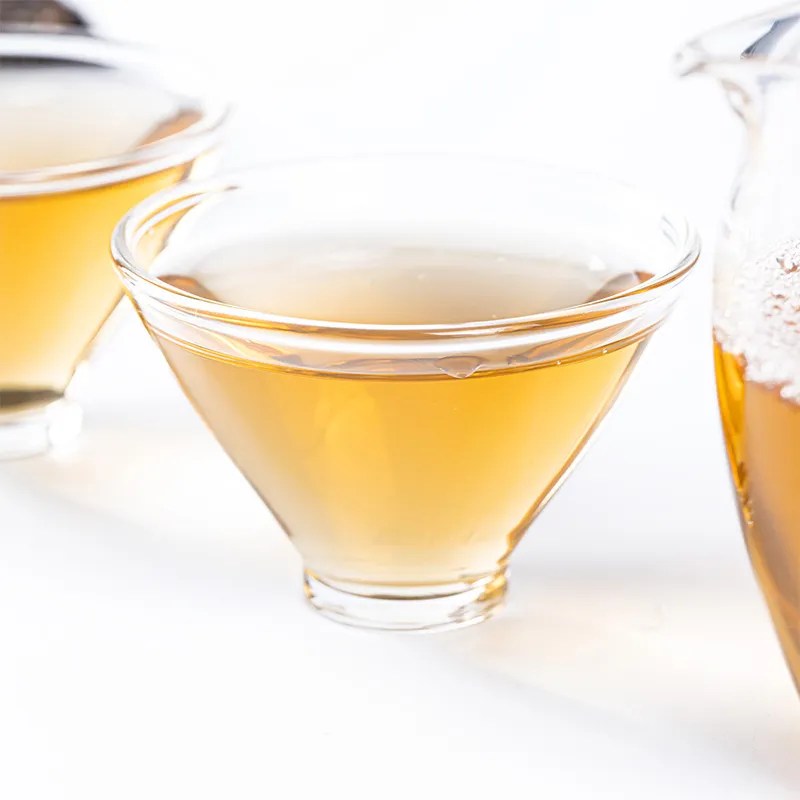 Прессованный блин сырого пуэра «Весенняя мелодия» с древних деревьев горы Буланшань 2012 года 357 г (4)